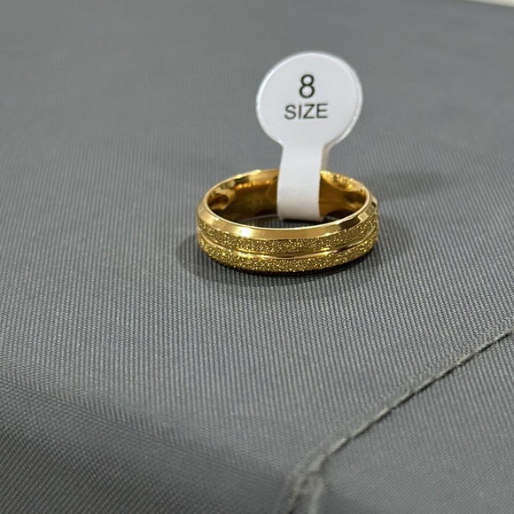 Men Ring size 8 - Picture 3 of 4